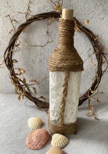 Handmade Simple Lace Bottle Art